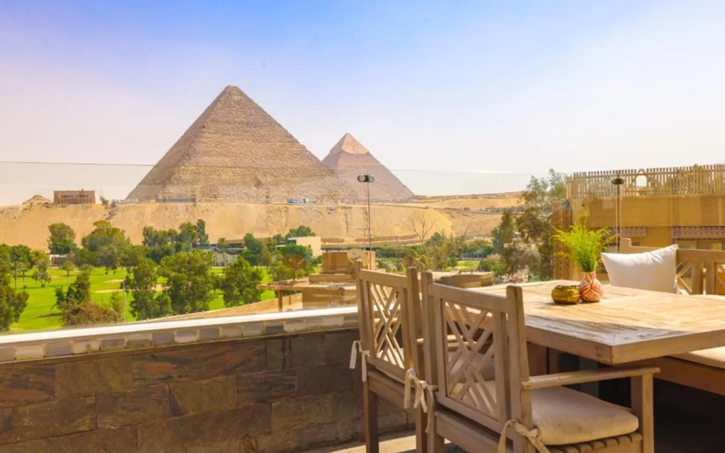Luxury stays near Giza Pyramids